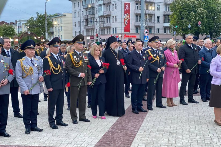 Члены Совета Республики Л.Сапего и К.Пантюхова приняли участие в митинге-реквиеме