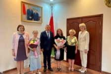 Сенаторы Т.Рунец и Е.Серафинович встретились с представителями Белорусского культурного центра «Світанак» г. Ташкента.