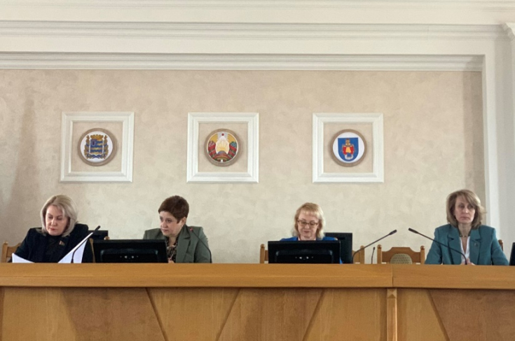 Член Совета Республики Н.Глинская приняла участие в сессии Молодечненского районного Совета депутатов