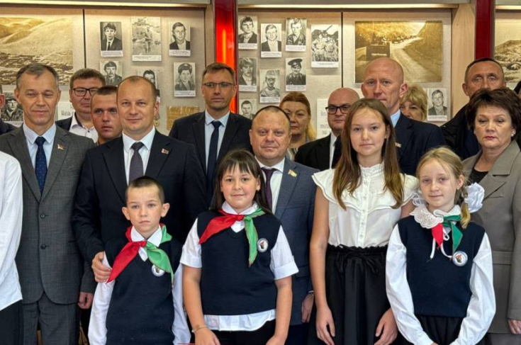 Член Совета Республики Э.Гаврилкович: итоги Дня Совета позволяют говорить о последовательной и результативной работе в укреплении социально-экономического потенциала района