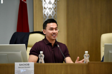 Член Совета Республики Д.Басков провел встречу с трудовым коллективом Государственного таможенного комитета