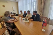 Член Совета Республики Д.Демидов встретился с представителями Нижегородской области