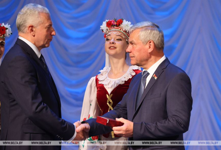 Член Совета Республики А.Щастный удостоен медали «За трудовые заслуги»
