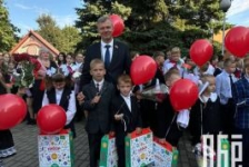 Член Совета Республики О.Романов 
принял участие в акции «В школу 
с «Белой Русью»
