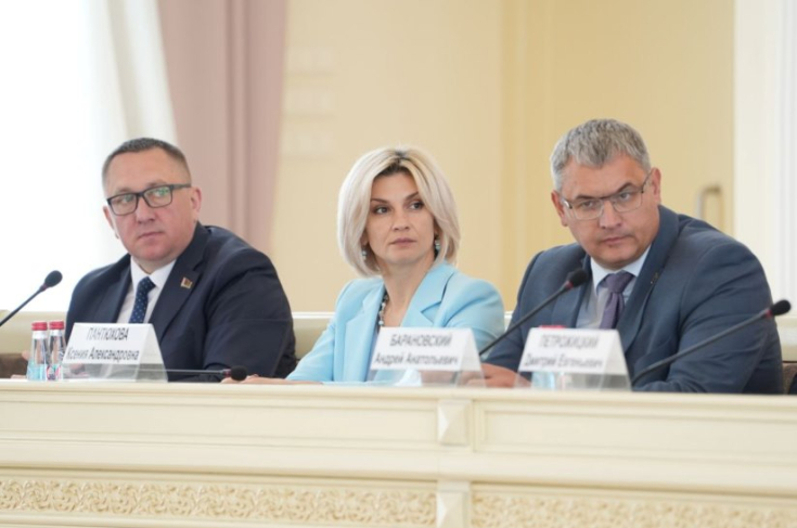 Член Совета Республики К.Пантюхова приняла участие в заседании Гомельского облисполкома