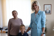 Член Совета Республики К.Пантюхова приняла участие в акции «Соберем портфель вместе»