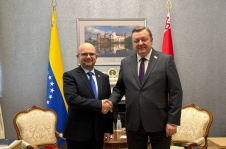 Член Президиума Совета Республики С.Алейник встретился с Чрезвычайным и Полномочным Послом Боливарианской Республики Венесуэла в Республике Беларусь