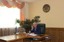 Член Совета Республики В.Маркевич провел «прямую телефонную линию»
