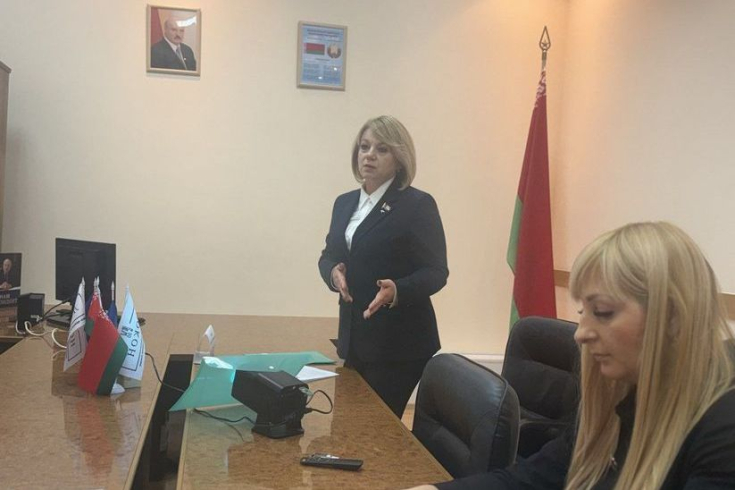 Член Совета Республики Л.Сапего в г. Гомеле Людмила Сапего провела встречу с трудовым коллективом ОАО «Локон»