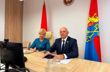 Член Совета Республики А.Жамойда принял участие в заседании постоянной комиссии Гродненского областного Совета депутатов