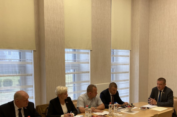 Состоялось очередное заседание Постоянной
комиссии по региональной политике и 
местному самоуправлению 
