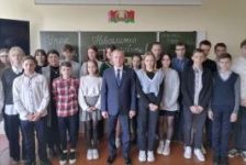 Член Совета Республики И.Гедич встретился с учениками средней школы № 37 г Гродно