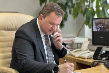 Член Совета Республики С.Анюховский провел прямую телефонную линию