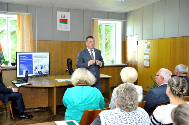 Заместитель Председателя Совета Республики Сергей Хоменко провел встречу с трудовым коллективом ОАО «Агрокомбинат Бобруйский»