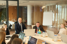 Член Президиума Совета Республики Роман Бродов встретился с членами Молодежного совета при Совете Республики Национального собрания Республики Беларусь и молодежным активом ОАО «Сбер Банк»