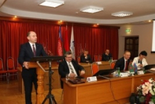 Член Совета Республики А.Кушнаренко принял участие в совещании