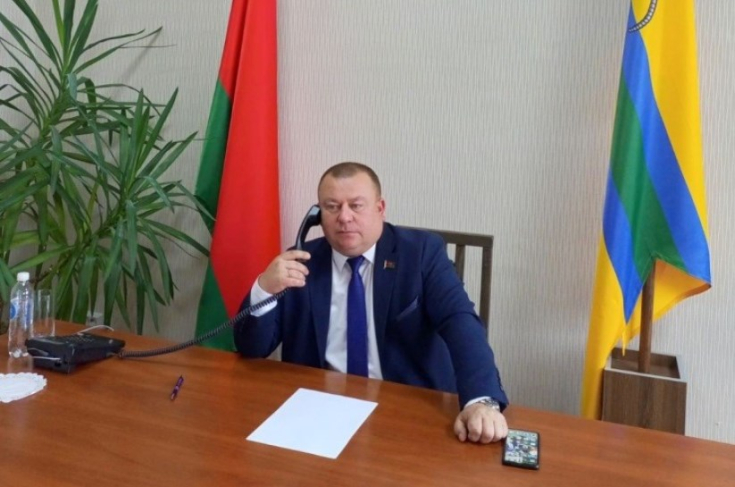 Член Совета Республики Ю.Васильцов провел прямую телефонную линию и личный прием граждан в Рогачевском райисполкоме