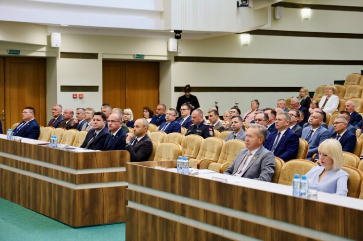 Члены Совета Республики приняли участие в заседании Гродненского областного исполнительного комитета