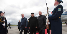 Председатель Постоянного комитета Всекитайского собрания народных представителей прибыл в Беларусь