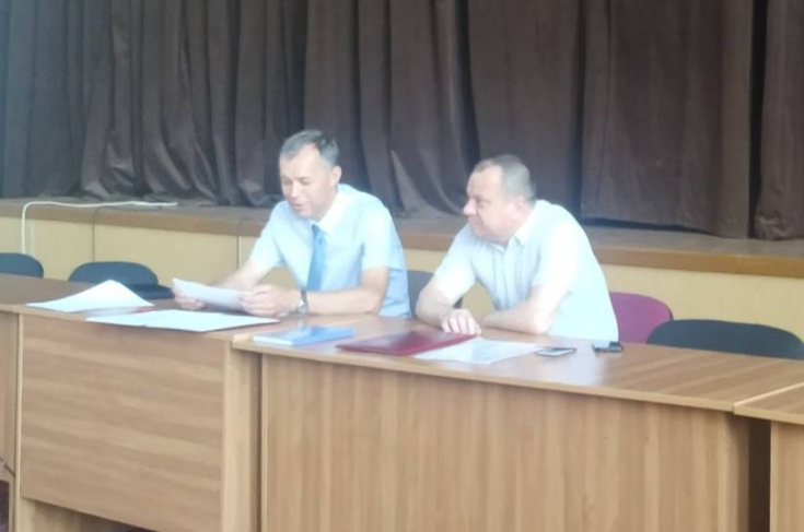 Член Совета Республики Э.Гаврилкович принял участие в заседании Лунинецкого районного Совета депутатов
