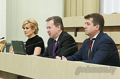 Член Совета Республики Снежицкий В.А. принял участие в работе сессии Гродненского областного Совета депутатов