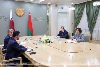 Председатель Совета Республики Наталья Кочанова провела встречу с временным поверенным в делах Катара в Беларуси Хамудом Салехом Аль-Саади