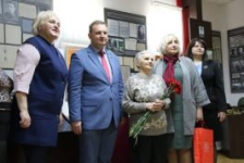 Член Совета Республики С.Анюховский встретился с узницей А.М.Авдеенко