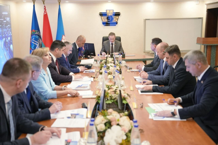 Ксения Пантюхова приняла участие в выездном совещании на Белорусском металлургическом заводе в Жлобине