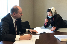 Член Совета Республики А.Кушнаренко провел выездной прием граждан