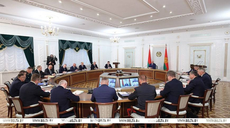 Члены Совета Республики приняли участие в селекторном совещании по вопросам уборочной кампании 2026 года