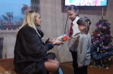 Член Совета Республики К.Капуцкая в рамках акции
«Наши дети» посетила многодетную семью
