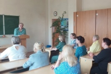 Член Совета Республики Т.Полушкина провела встречу с выпускниками колледжа