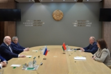 Председатель Совета Республики Н.Кочанова встретилась с Государственным секретарем Союзного государства Д.Мезенцевым