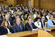 Член Совета Республики В.Ананич принял участие во внеочередной сессии Бобруйского городского Совета депутатов