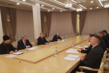 В Совете Республики под руководством председателя Постоянной комиссии Совета Республики по законодательству и государственному строительству Михаила Русого прошло совещание по вопросам строительства объектов Минской епархии