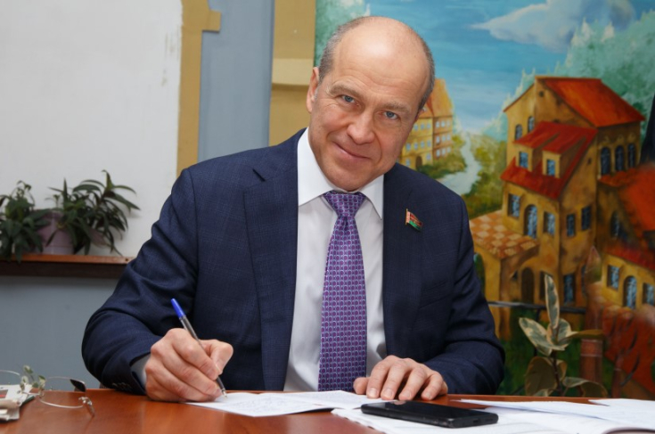 Член Совета Республики В.Байко: мы голосуем за мирное небо, развитие и процветание нашей любимой страны