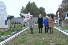 Член Президиума Совета Республики Т.Рунец посетила Аллею памяти