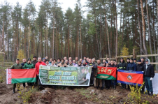 Член Совета Республики А.Пищ принял участие в республиканской акции «Дай лесу новае жыццё!»