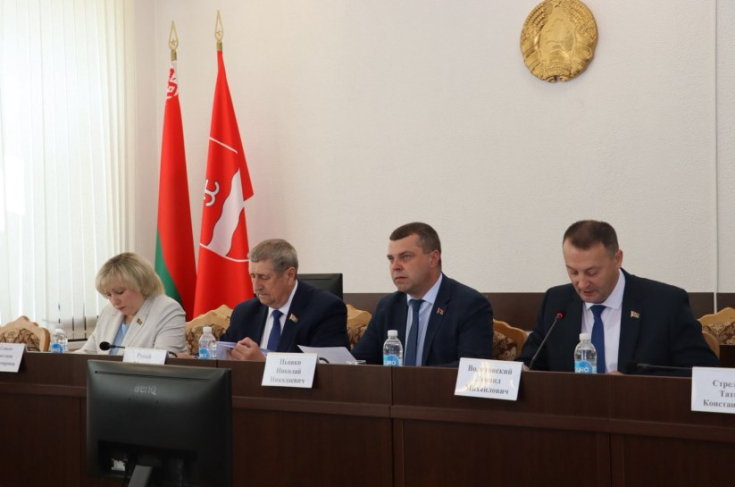 М.Русый: сегодня важно комплексно подходить к содействию занятости населения