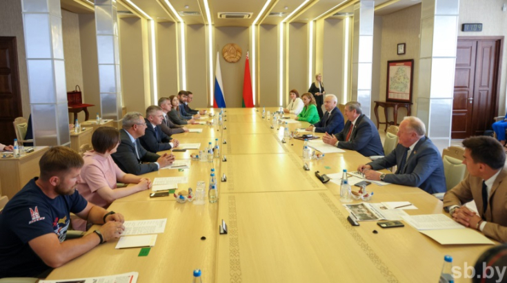 Член Президиума Совета Республики М.Русый провел встречу с делегацией Ханты-Мансийского автономного округа — Югры