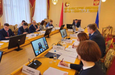 Член Президиума Совета Республики С.Сивец принял участие в парламентских слушаниях по вопросам развития сотрудничества приграничных регионов Союзного государства