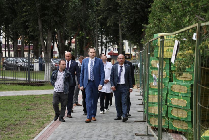 Павел Ошурик оценил готовность г. Мосты к проведению фестиваля-ярмарки «Дажынкі»