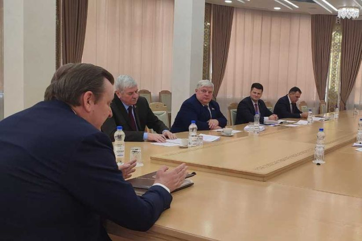 Член Президиума Совета Республики Сергей Алейник провел заседание Постоянной комиссии по международным делам и национальной безопасности восьмого созыва