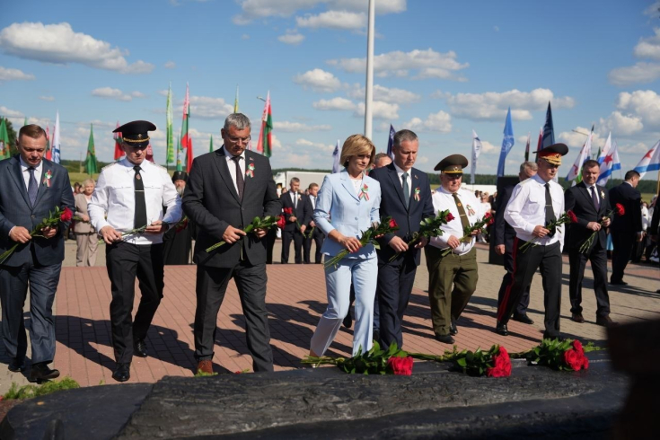 Ксения Пантюхова приняла участие в открытии мемориального комплекса "Багратион" в Светлогорском районе