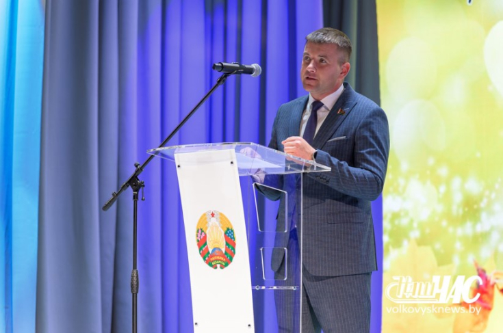 Член Совета Республики Д.Захарчук принял участие в торжественном мероприятии, посвященном Дню пожилых людей в Волковыске