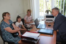 Член Совета Республики В.Романовский провел личный прием граждан