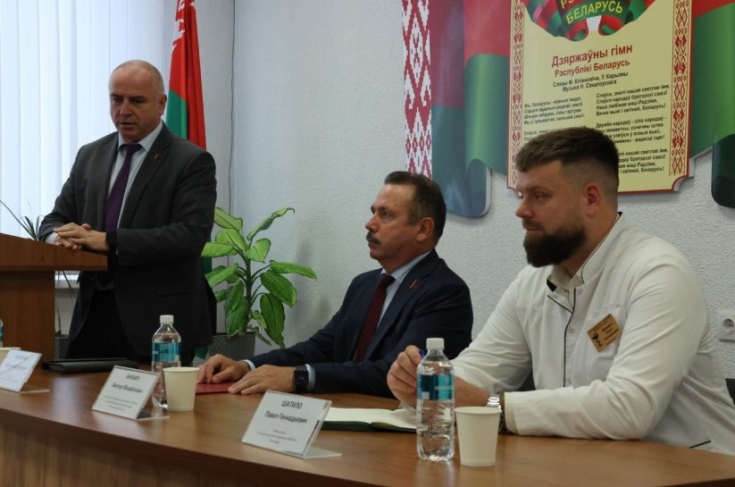 Член Совета Республики В.Ананич: осиповчане любят свой город, поэтому стремятся к его благоустройству