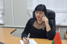 Член Совета Республики А.Смоляк провела «прямую телефонную линию»