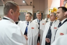 Член Совета Республики А.Неверов принял участие в выездном заседании концерна «Белгоспищепром»
