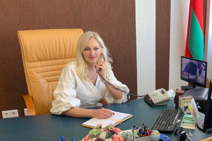 Член Совета Республики К.Капуцкая провела «прямую телефонную линию» для жителей Вилейского и Мядельского районов